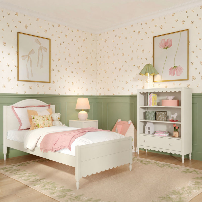 Charlotte Bookcase