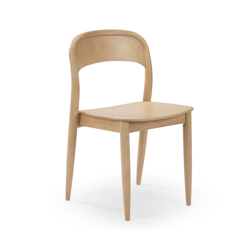Modern Scandinavian light wood dining chair with curved backrest, tapered legs, minimalist design on white background